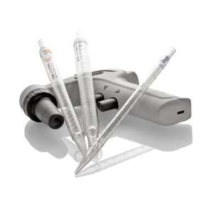 MTC Bio’s short serological pipettes feature a reduced length for improved ergonomics. The design helps to reduce stress or fatigue and prevents accidental contact with hoods, walls, or benchtop equipment.